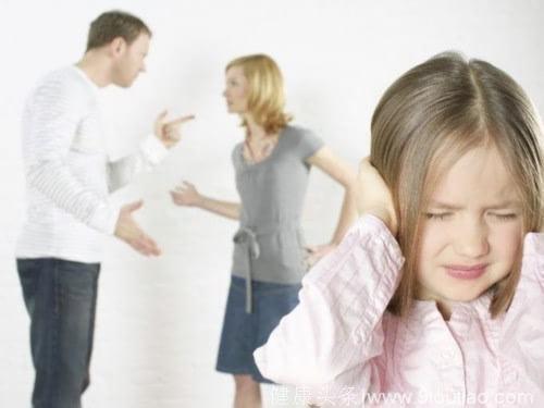 父母经常在孩子面前争吵，对孩子会有这3点影响，孩子还容易自卑