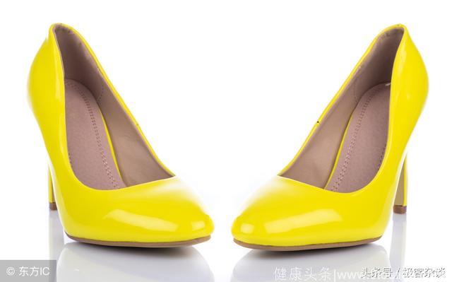 心理学：选一双最丑的鞋子，测你是女强人，还是小女人？