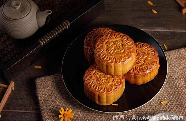 无糖月饼真的适合糖尿病人是吗？营养师提醒：先看看配料表！