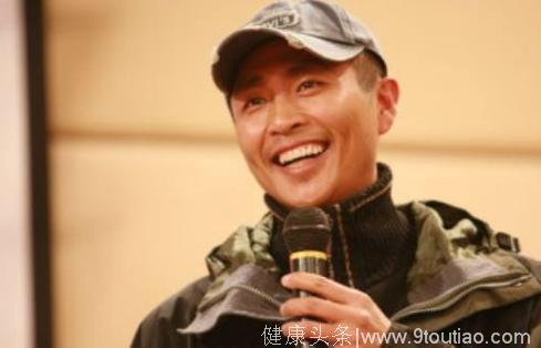 又一位演员因癌症去世，王宝强痛哭，张译哀悼，去世时年仅45岁