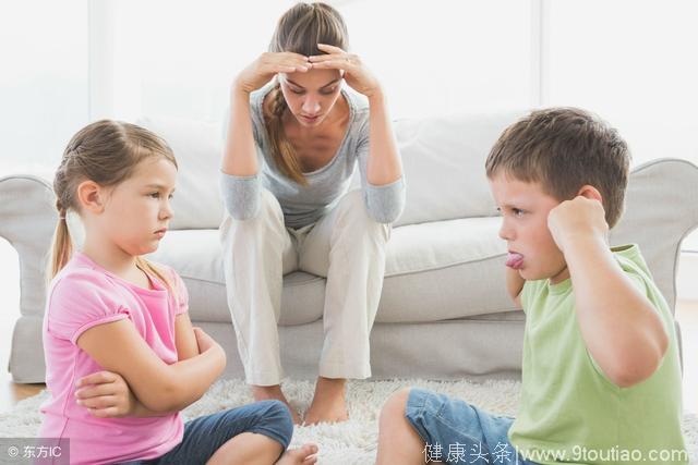 五岁之前这三种表现，预示孩子情商低，家长须警惕！