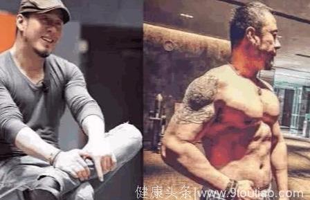 46岁杨坤近照，一身肌肉容颜大变，这身材怕是甄子丹也会有压力