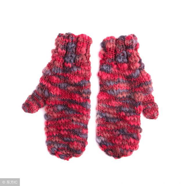 心理测试：你最喜欢哪双手套，测试你的晚年孩子会关心你吗？