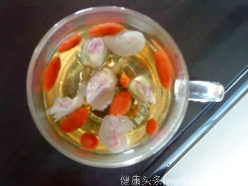 养生美颜？这几种花草茶搭配成“毒茶”，不要乱喝！