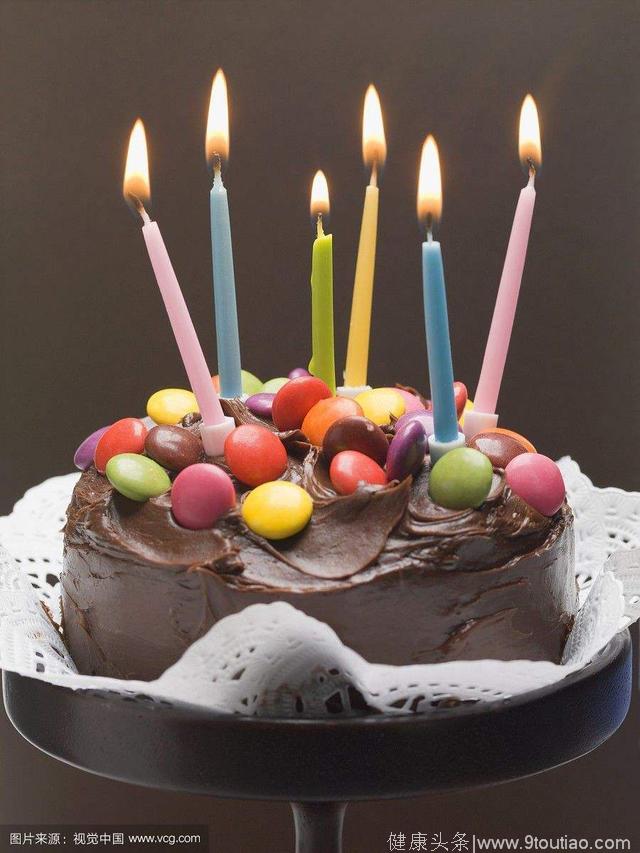 心理学：四个蛋糕蜡烛，选一个最好看的，测你的愿望会不会成真