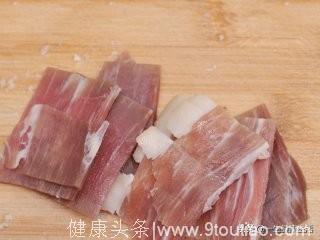 冬季家常菜谱，白菜火腿粉丝汤，吃了全身暖暖的