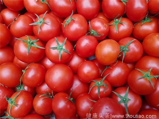 男人每天吃一个西红柿，对前列腺有益，提醒：只有1种做法有效果