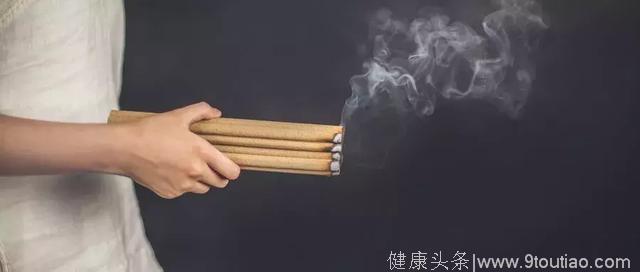 为什么阳气足，百年寿？艾灸是最好的补阳方法！