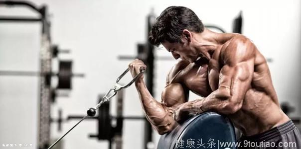 “双重训练增肌法”，可以刺激深层肌肉，让你的肌肉长得更快