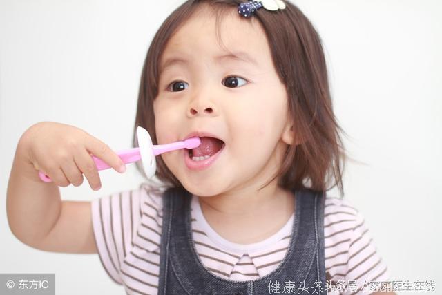 小孩容易蛀牙不一定是吃糖，这两件事很多家长都忽略了