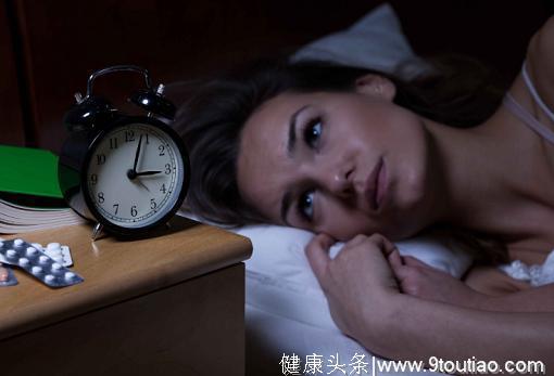 失眠！总是凌晨3、4点醒来再难入睡？或与这4种情况有关，需警惕