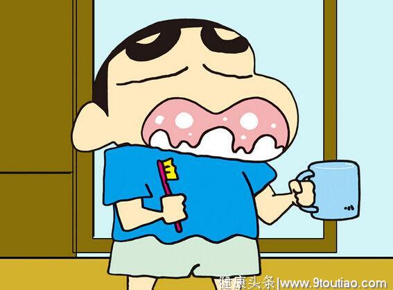 错误的刷牙方式对牙齿的损害有多大？究竟应该怎么刷