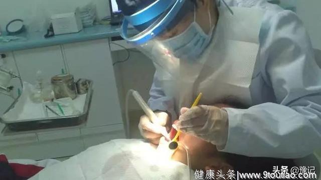 一个好牙医，除了完美的医术，还要有济世仁心。