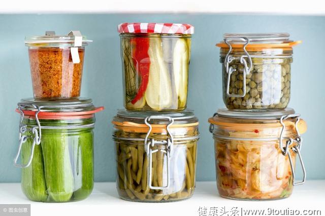 全球胃癌患者一半是中国人，营养师呼吁：这3种食物要少碰！