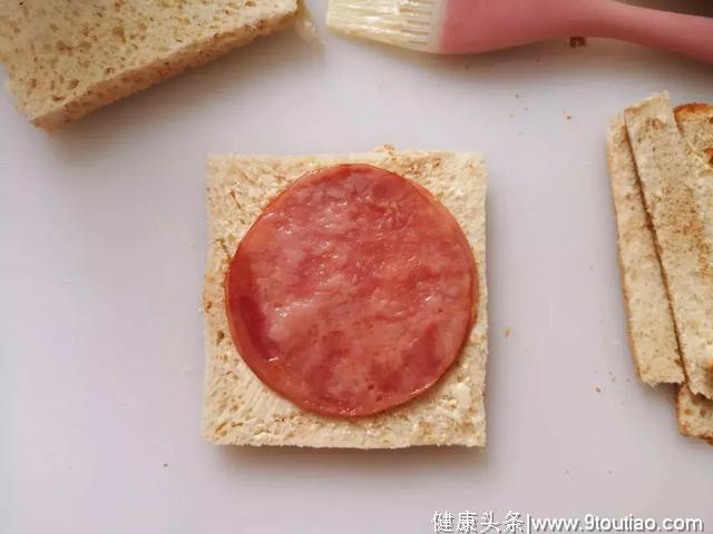 早餐芝士火腿土司的做法，精致又简单的早餐食谱及做法！