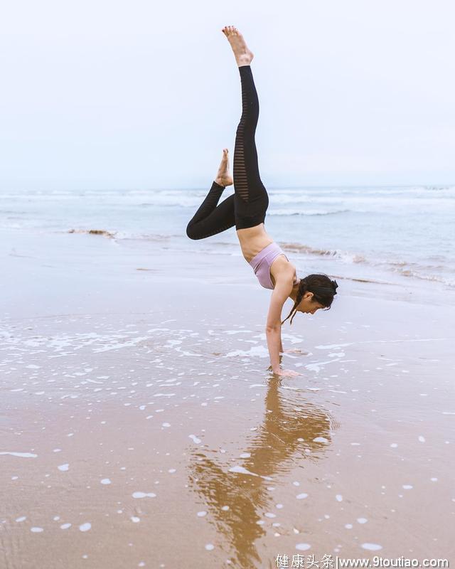 身体僵硬别担心不会比pose，瑜伽教你怎样拍好旅行照