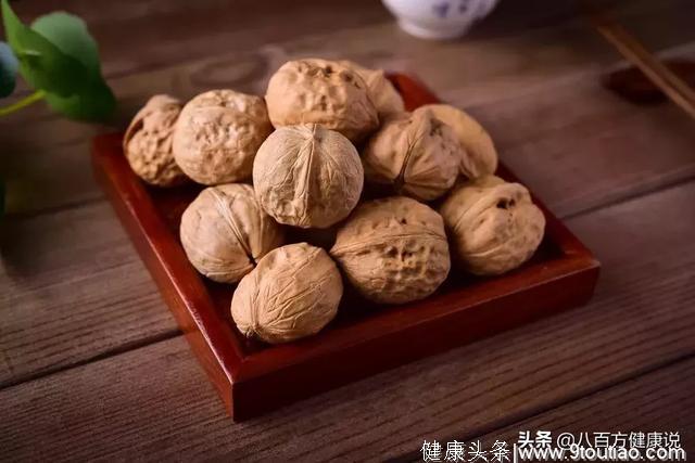 吃这些食物对眼睛、皮肤、牙齿大有益处，你知道几个？