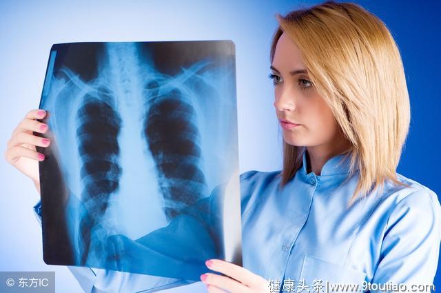 8成女性肺癌患者从不吸烟，为啥肺癌找上她？问题出在这