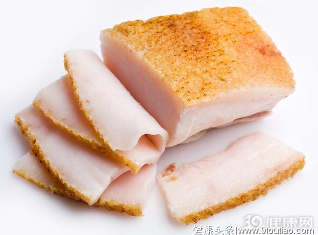 高血压饮食很关键！再次提醒：谨记6件事，降压不是难事