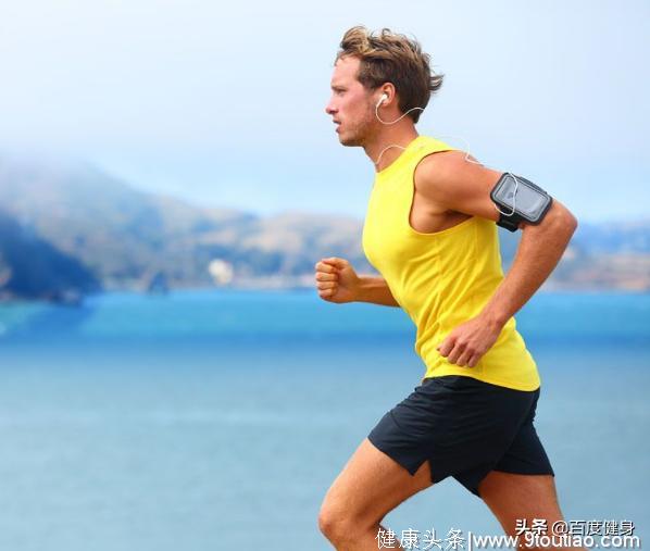 为什么许多跑步的人，都渐渐改练健身增肌了？看完原因，的确懂了