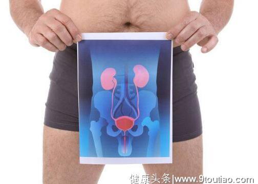 男性身体一旦出现这4个信号，说明前列腺已发炎，需警惕！