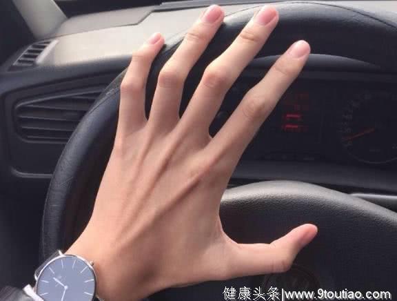 心理测试：哪个男人的手指最长？测TA会不会喜欢上你？