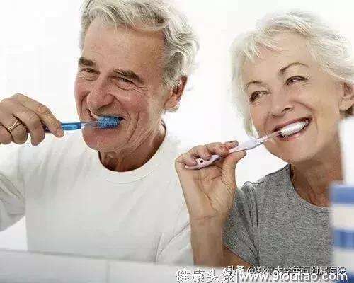 我们是口腔辟谣者：人老了就会掉牙吗？
