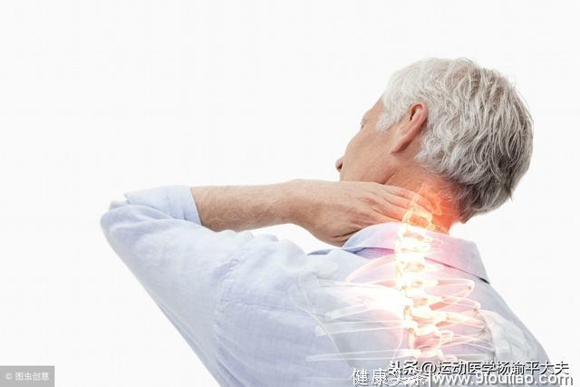 每天练习这几个动作就可以避免颈椎牵引，有效缓解颈椎疼痛