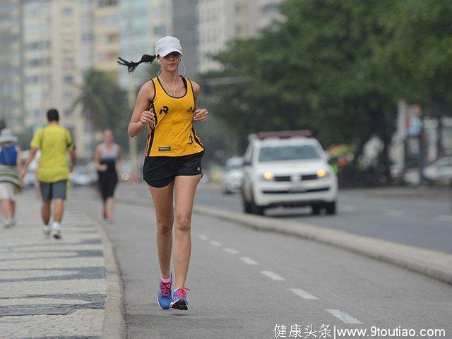 跑步减肥！坚持不下去怎么办？不妨试试这些方法，跑步减脂两不误