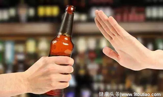 深圳40岁女子，滴酒不沾，却肝癌离开，医生：这2件事，害了她