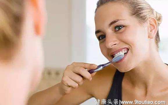 早起刷牙和吃饭你先做哪个？很多人顺序搞错了，难怪牙齿不健康