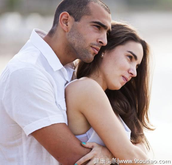 心理测试：哪对情侣看起来不幸福，测ta是不是在浪费你的感情！