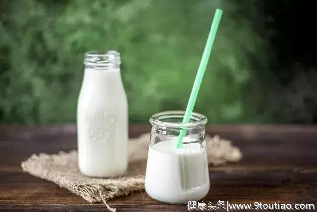 糖尿病人喝牛奶，需知5大注意事项，不然血糖很难稳定！