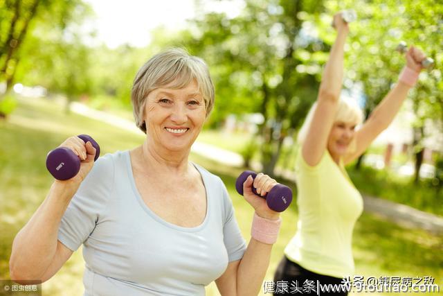 老年糖尿病患者也要做力量锻炼，院士建议拿两瓶矿泉水练肌肉