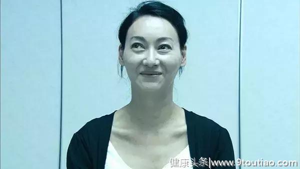 舞女,裸照,自杀,抑郁症,她打拼44年,才活成演艺圈最美大满贯影后