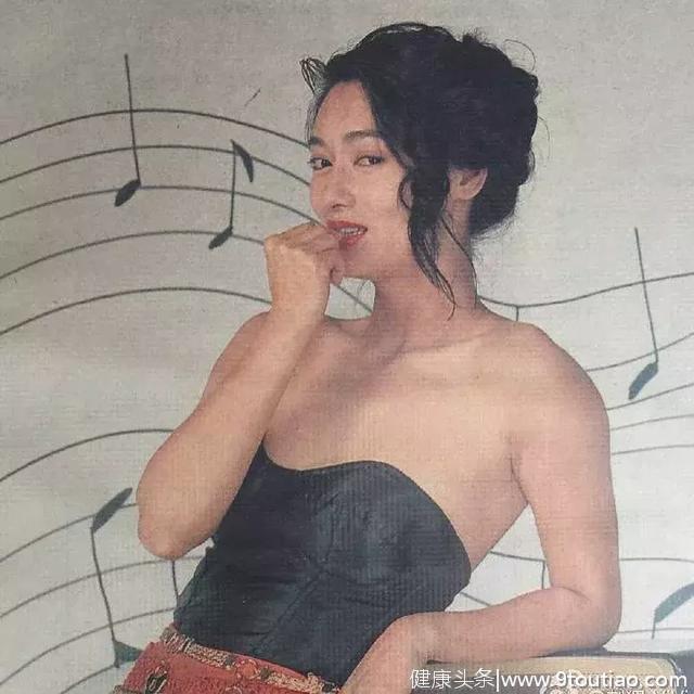 舞女,裸照,自杀,抑郁症,她打拼44年,才活成演艺圈最美大满贯影后