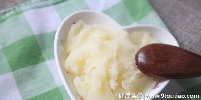 六个月宝宝吃什么？这几款辅食营养又美味，5分钟搞定