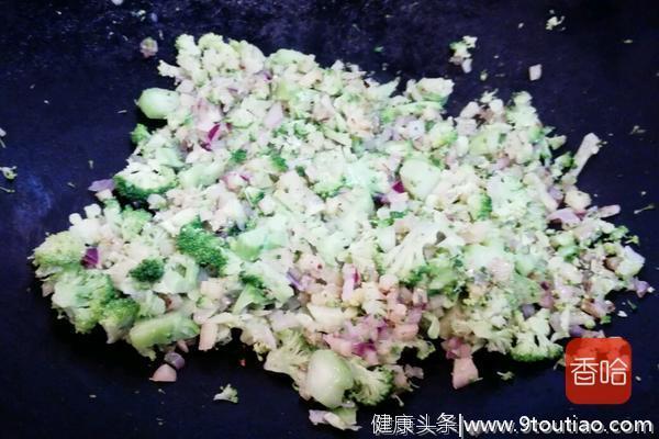 它被称为“蔬菜皇冠”，很多人不喜欢，试试这样做，保你饭扫光