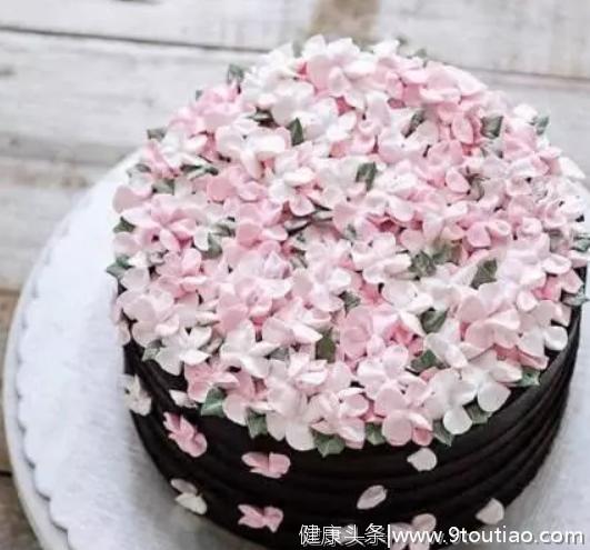 心理测试：4款花朵蛋糕哪个最漂亮？测你近期什么好运要来临？
