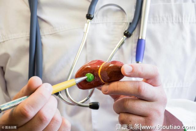 发现这种特殊的粪便，很大可能是胰腺癌，医生劝尽快做检查！