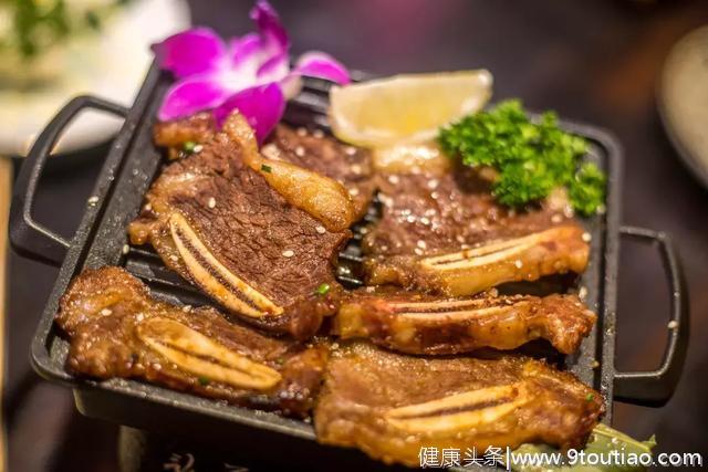 周末聚会吃什么？《武汉餐厅口味榜top10》解决你的吃饭难题