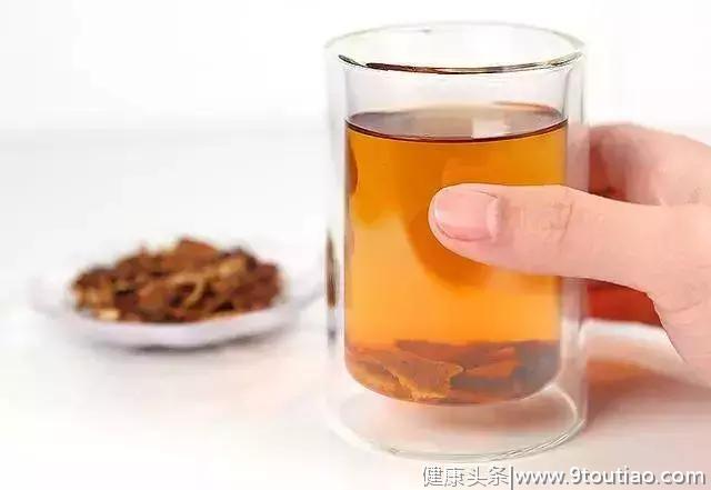 41岁男子，查出胃癌，医生告诫：这种“菜”最好少吃，胃易癌变！