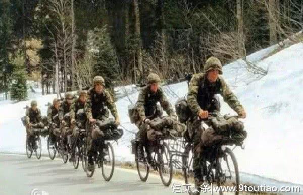 最奇特的特种部队，出门骑自行车，仅20人，先进装备武装到牙齿