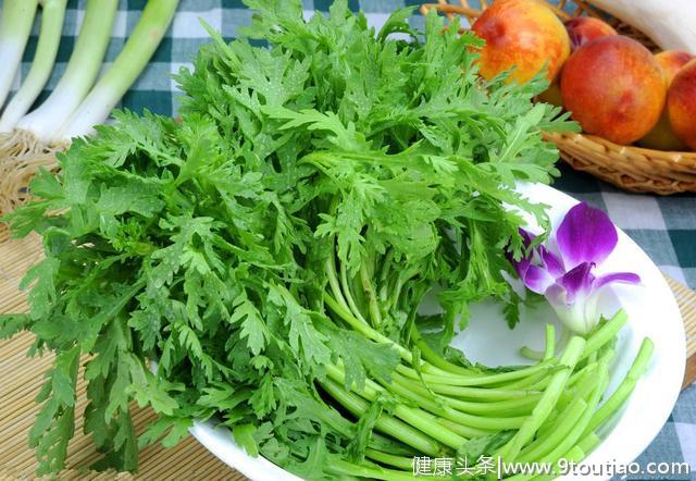 清明也是食疗养生季，三种野菜烹饪美食好吃又健康