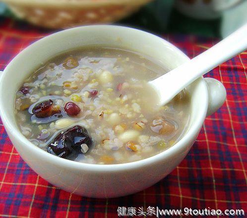 药疗不如食疗。食疗即是粥道。品种各异的食疗功效美食（粥）