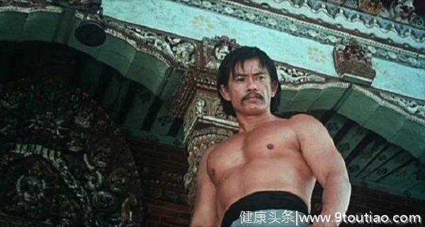 邵氏10位肌肉男演员：杨斯“变态级”，狄龙的脸蛋加身材接近完美