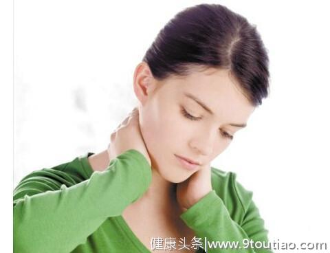 有种脖子疼不是颈椎病，而是感冒引起的！