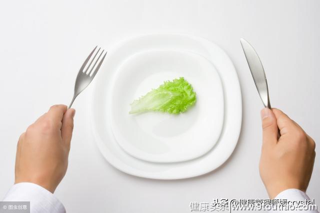 ５个小习惯加速头发的脱落，改掉并均衡饮食，拯救你的脱发烦恼