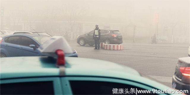 空气污染导致乳腺癌！公路上工作的女性患乳腺癌几率升高16倍