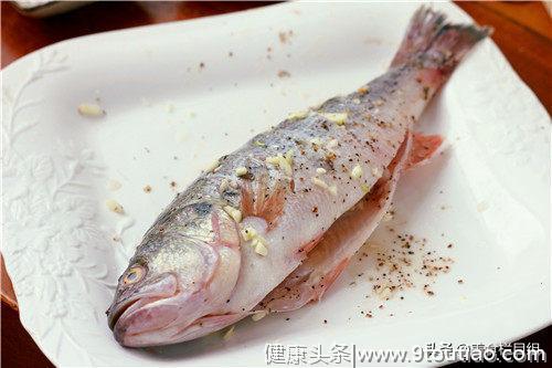 鲳鱼这样烤只需5分钟，减脂清肠道，比大排档健康多了